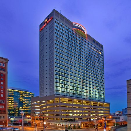 Crowne Plaza Kansas City Downtown By Ihg Exterior photo
