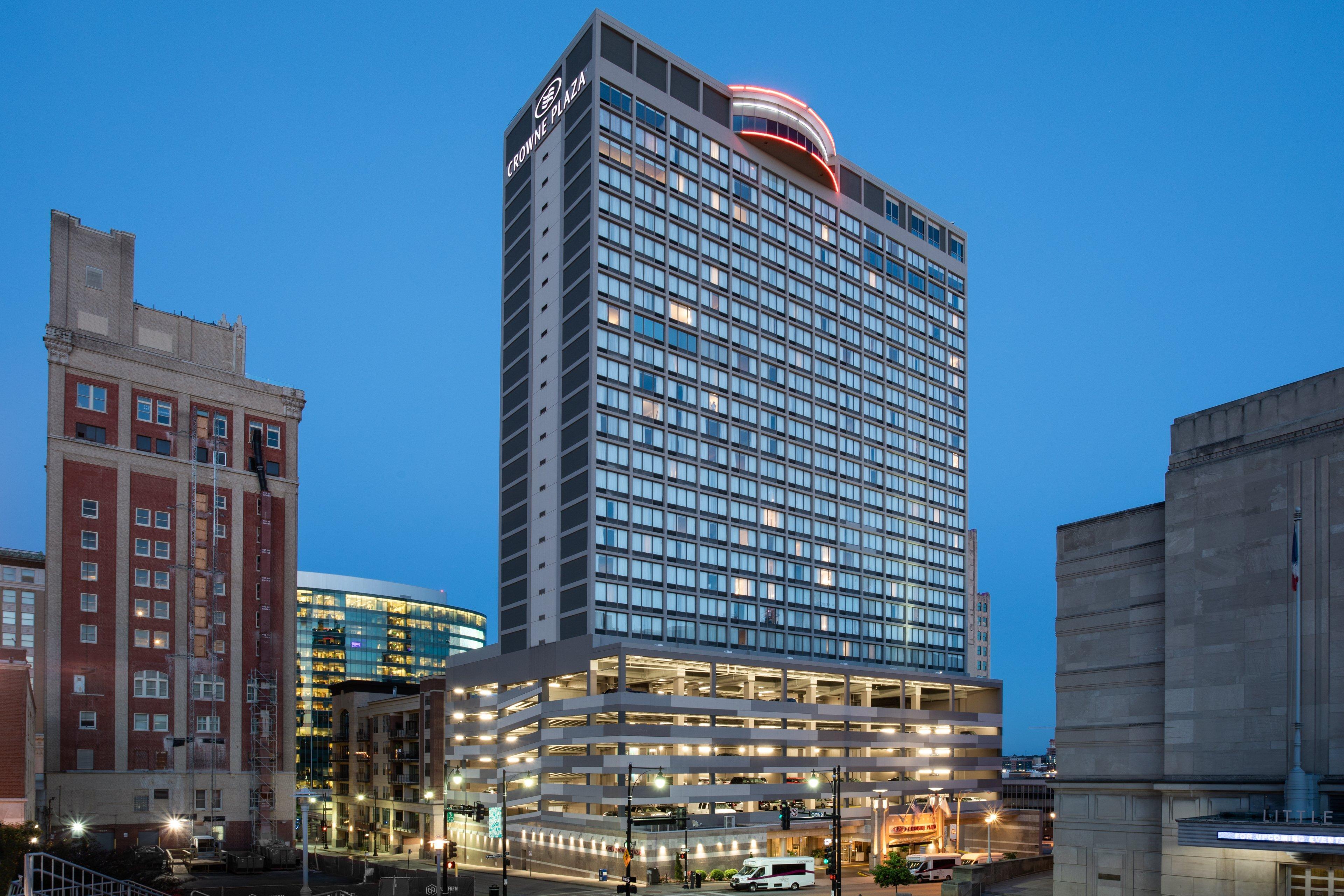 Crowne Plaza Kansas City Downtown By Ihg Exterior photo
