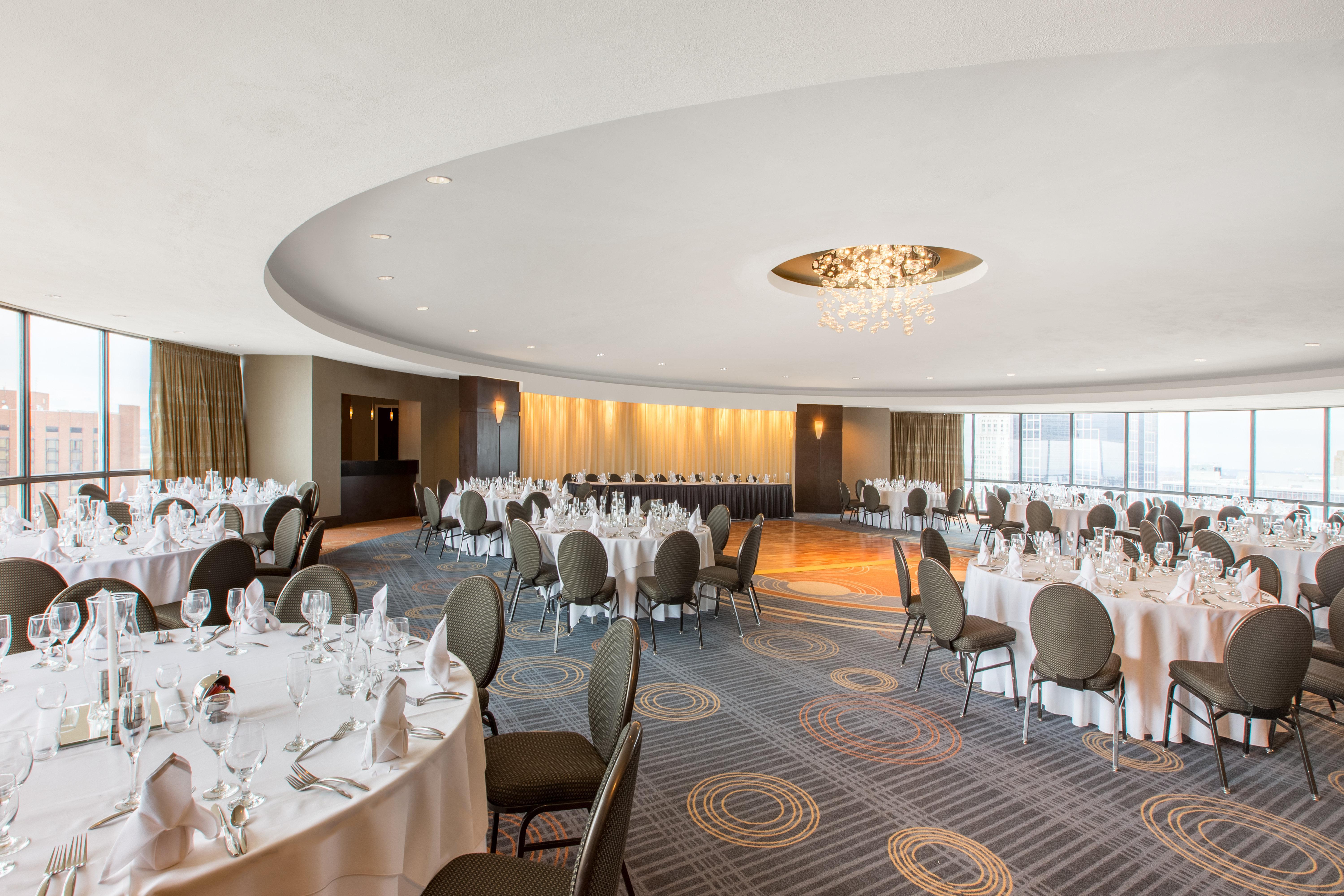 Crowne Plaza Kansas City Downtown By Ihg Exterior photo
