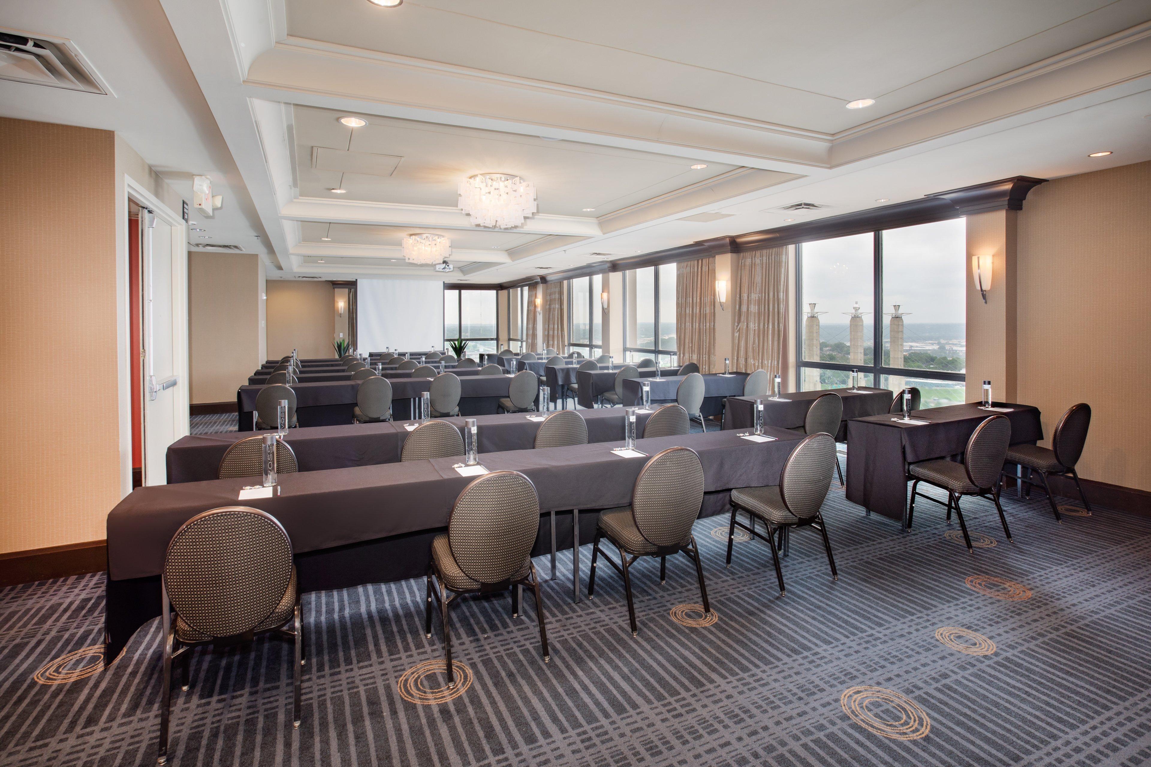 Crowne Plaza Kansas City Downtown By Ihg Exterior photo