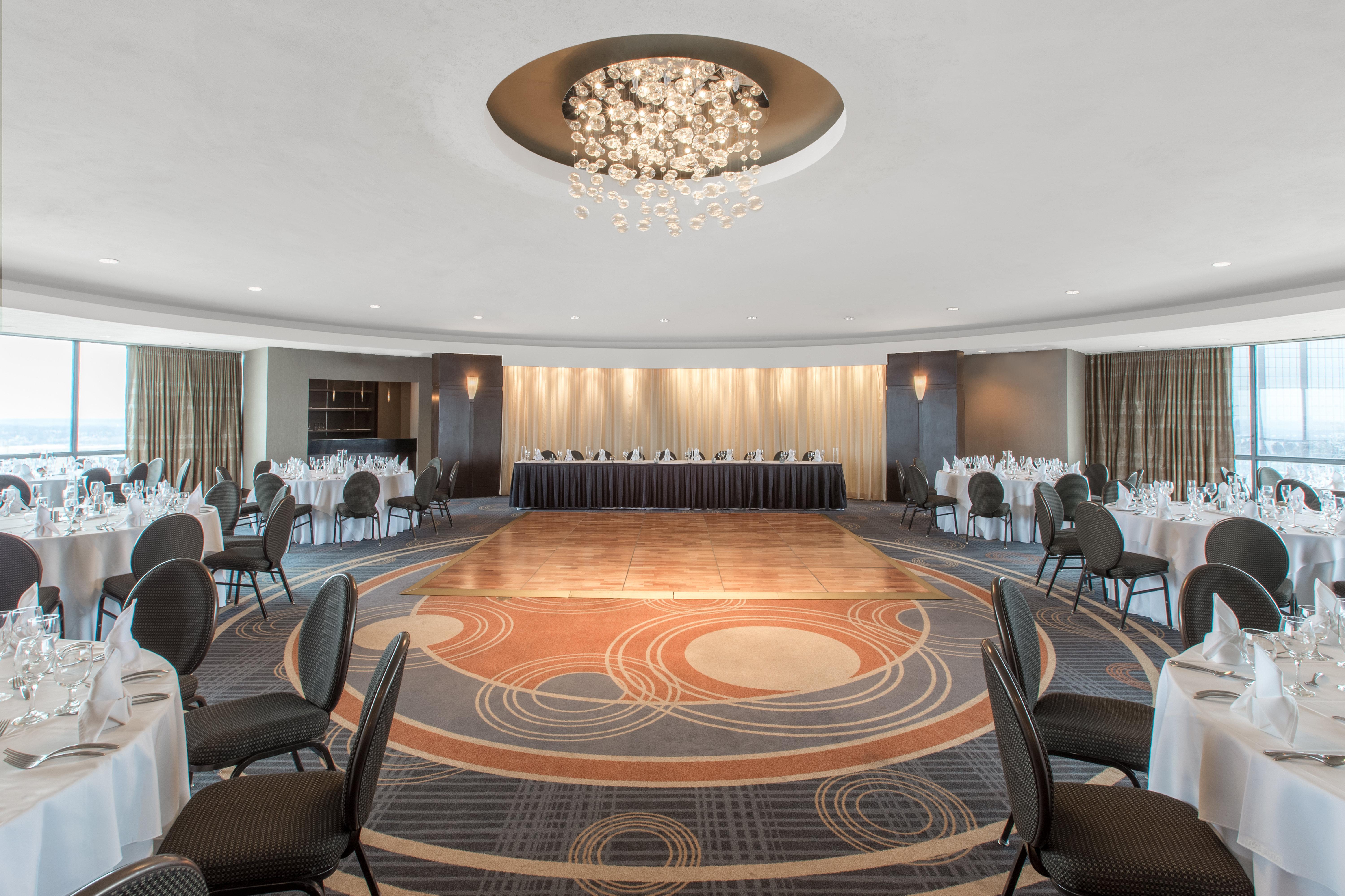 Crowne Plaza Kansas City Downtown By Ihg Exterior photo